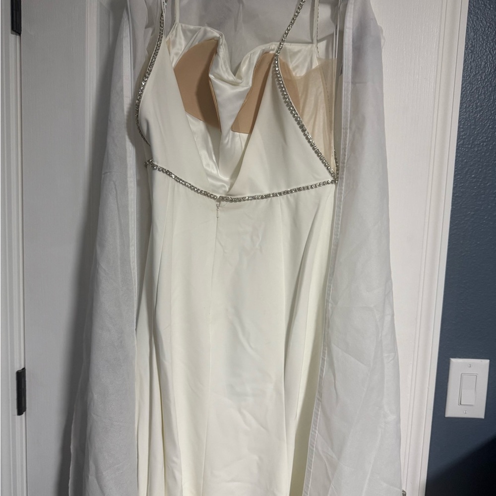 Willowby by Watters Lenox Gown - Picture 6 of 7